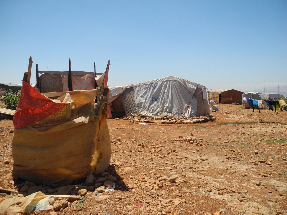 레바논 베카 밸리의 폭염속에 시리아 난민들이 머물고 있는 천막의 모습 ⓒDalila Mahdawi/MSF