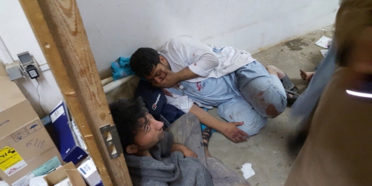 아프가니스탄 쿤두즈에 있는 국경없는의사회의 병원이 폭격을 받아 9명의 직원이 사망했다. ⓒMSF
