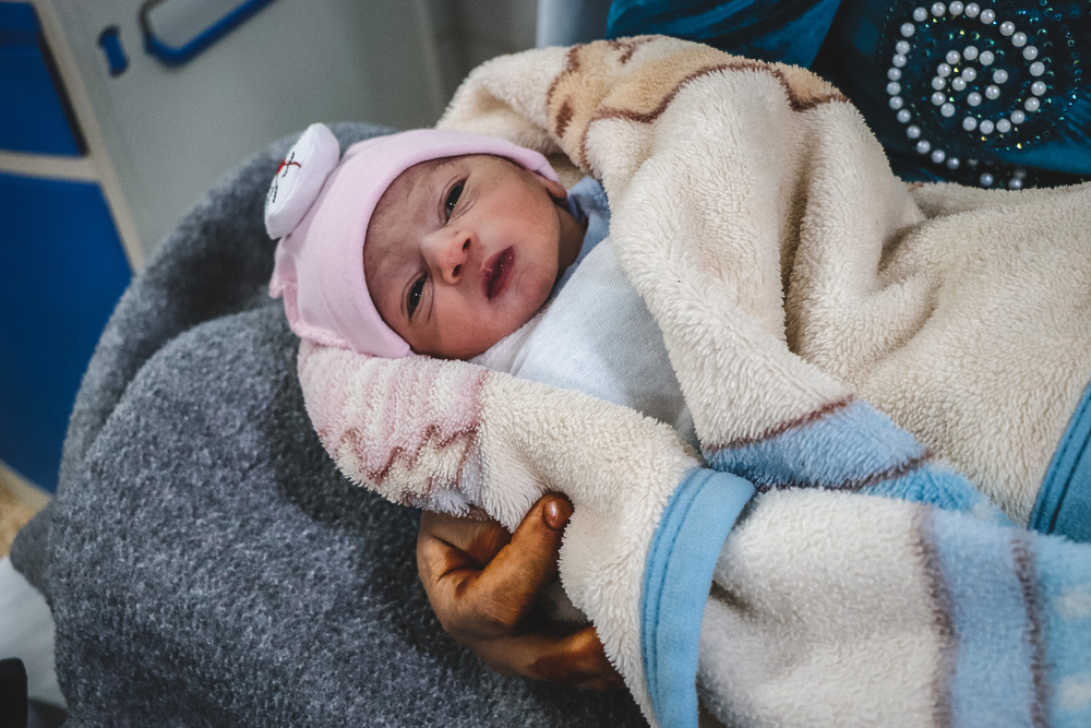 15세 라피다의 아들 레이스는 1월 12일 오전에 태어났다. ©Elisa Fourt/MSF