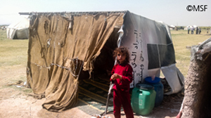 알 사피라 실향민 캠프의 실향민 아동