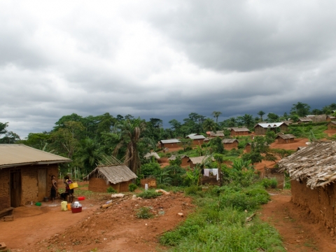 콩고민주공화국 비아키토 지역 인근 마을. ©Natacha Buhler/국경없는의사회