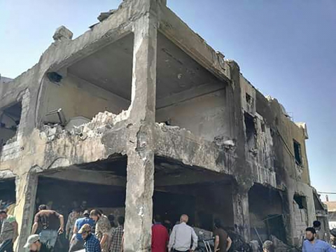 시리아 이들리브에서 국경없는의사회가 지원하는 병원이 폭격을 맞아 파괴되었다.