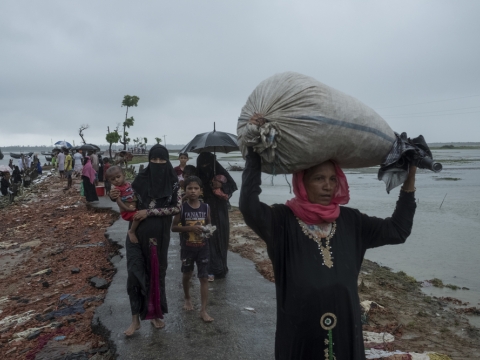 방글라데시로 대피한 로힝야 난민들 ⓒAntonio Faccilongo/MSF