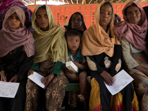 방글라데시: 로힝야 난민과 콕스 바자르 주민에 대한 100만 번의 진료, 그리고 우리가 알게 된 것들