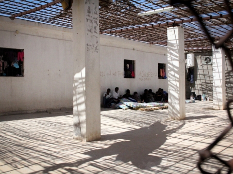 리비아: 난민 · 이주민 81명, 미스라타에 강제 하선