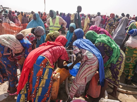 카메룬: “마실 물도 잘 곳도 없습니다” – 나이지리아 북동부를 탈출한 수만 명
